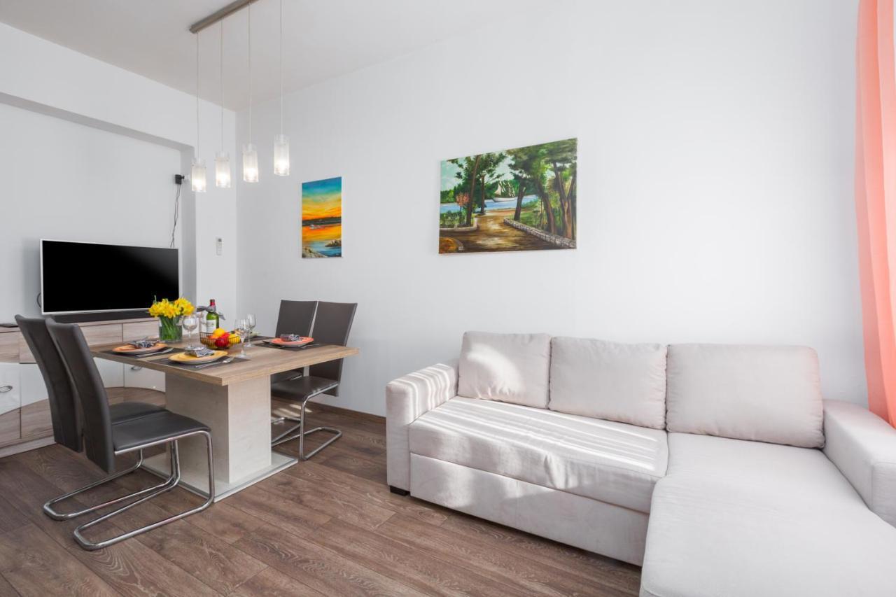Apartment Caterina โรวีน ภายนอก รูปภาพ