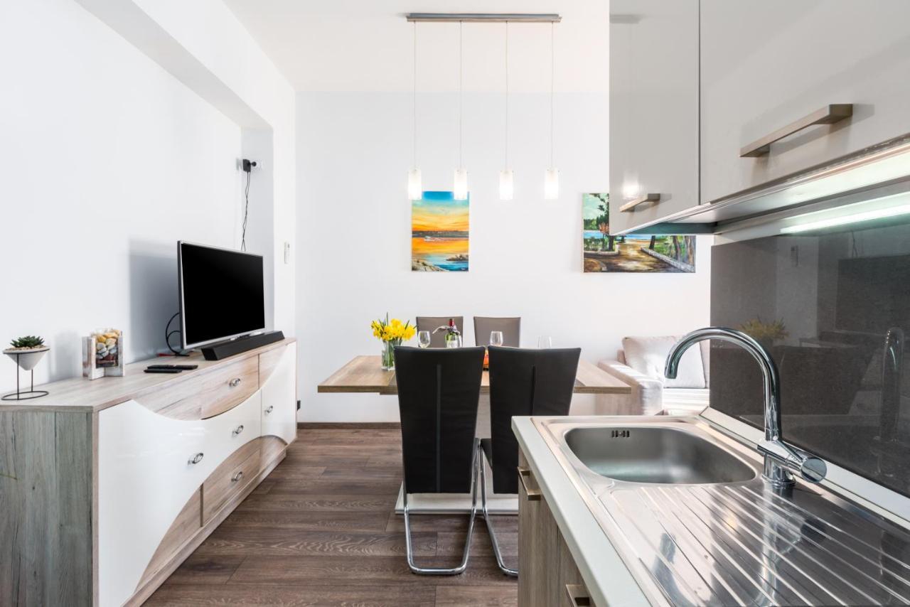 Apartment Caterina โรวีน ภายนอก รูปภาพ